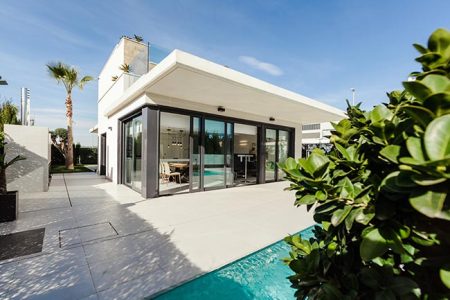 big house outside for buyers interest rates for investment